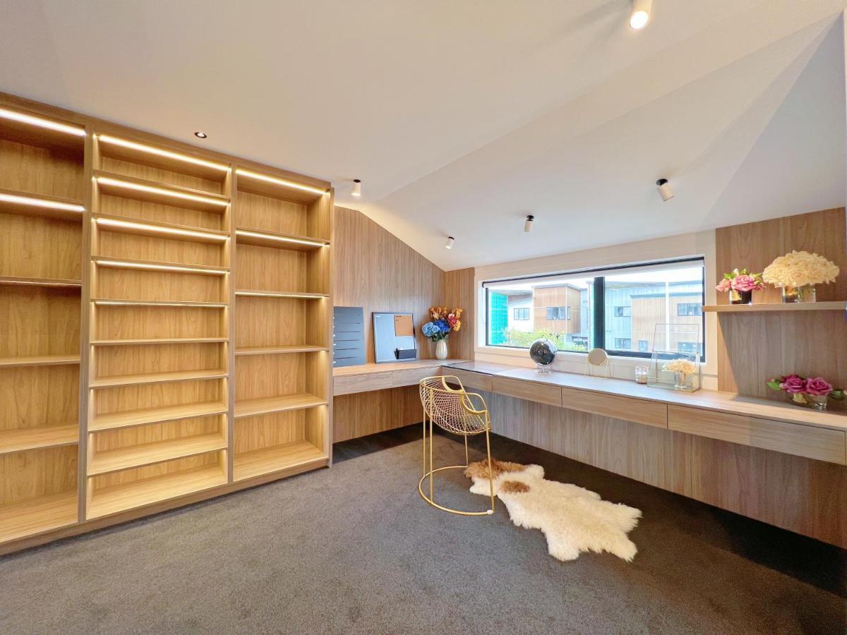 Elegant Beach House In Long Bay Βίλα Όκλαντ Εξωτερικό φωτογραφία