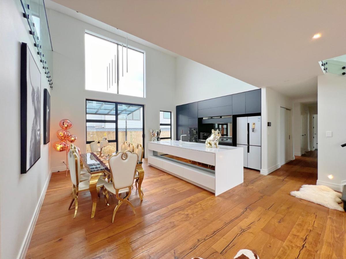 Elegant Beach House In Long Bay Βίλα Όκλαντ Εξωτερικό φωτογραφία