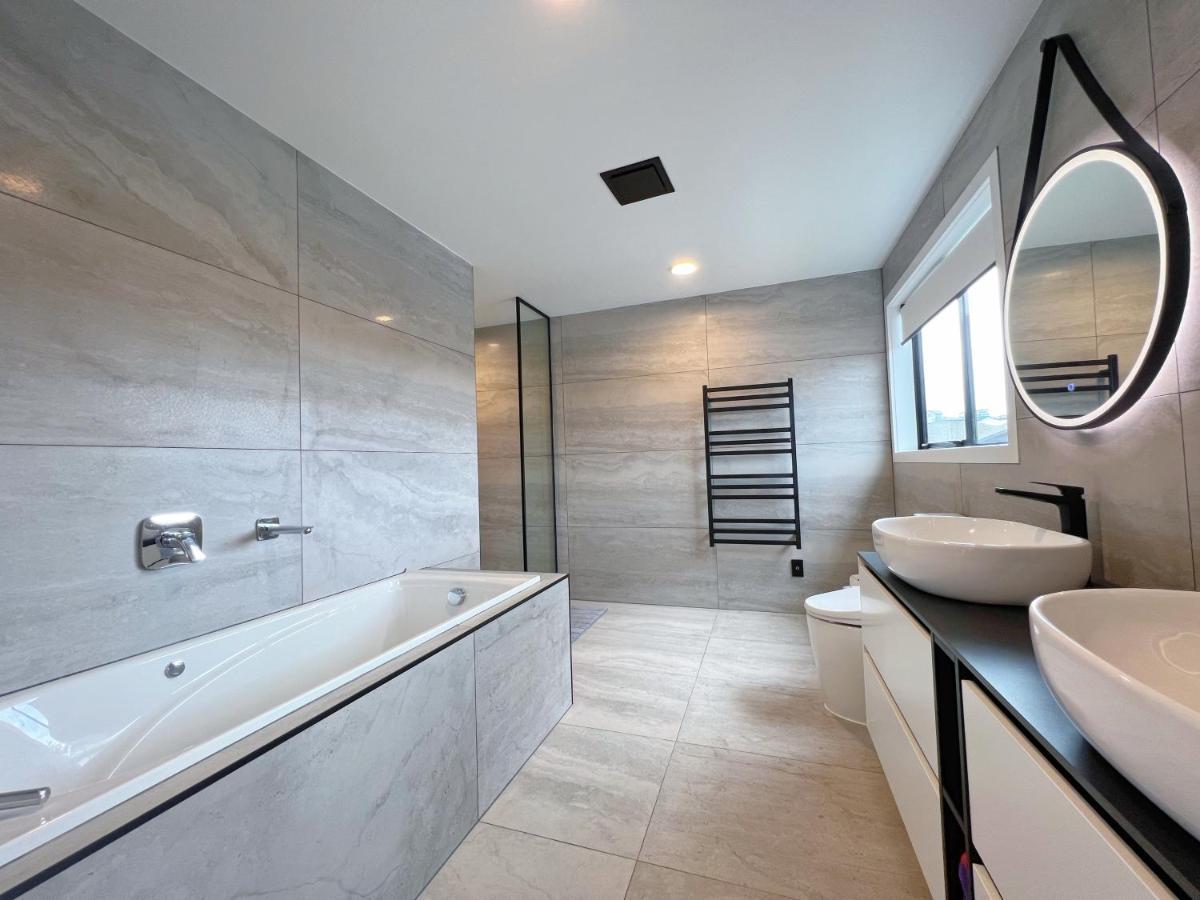 Elegant Beach House In Long Bay Βίλα Όκλαντ Εξωτερικό φωτογραφία